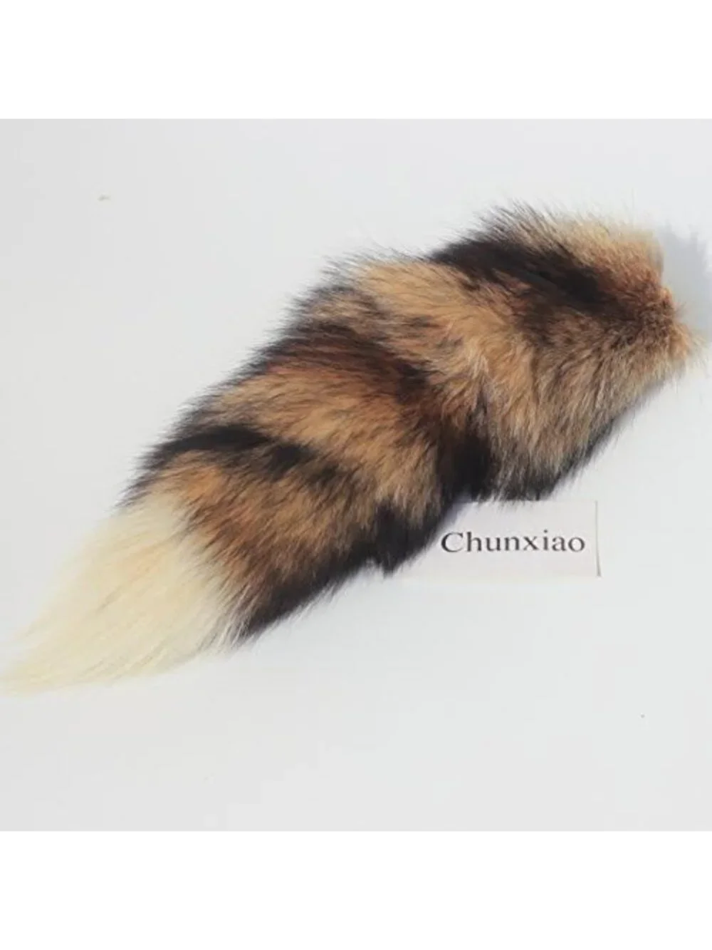 Faux Fur Tail Keychain - Chic Fashion Accessory with Gold Clasp for Bags & Keys